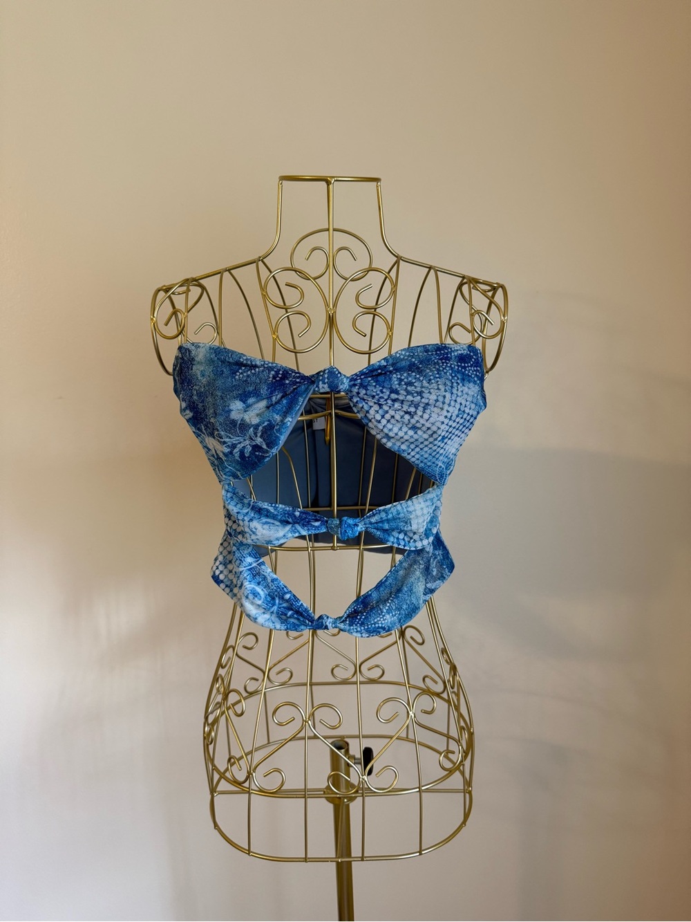 Outcast front knots crop top